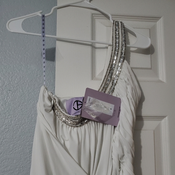 White long dress - Picture 2 of 3